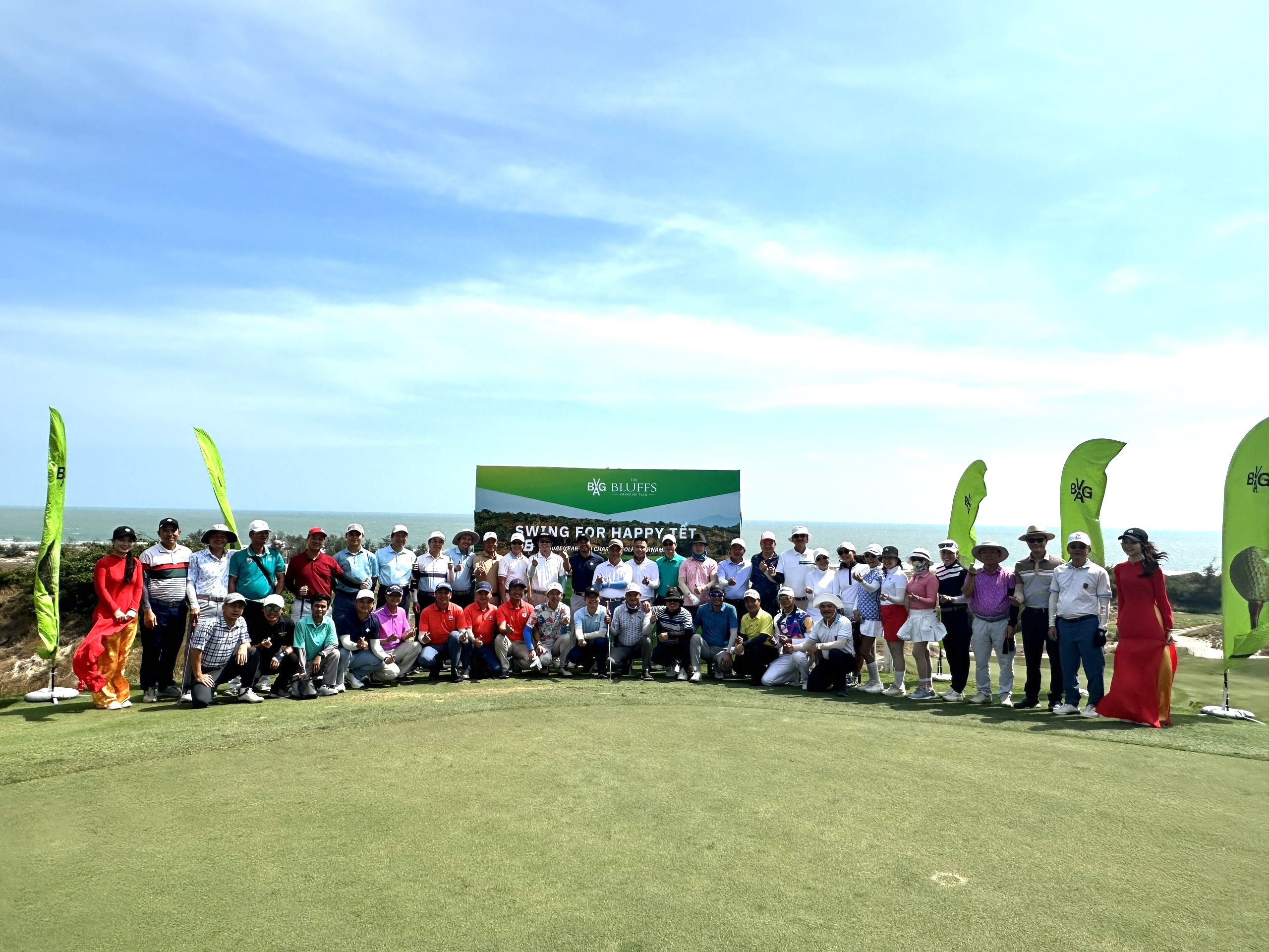 Các golf tham gia Giải “Swing For Happy Tết” lần thứ 8.