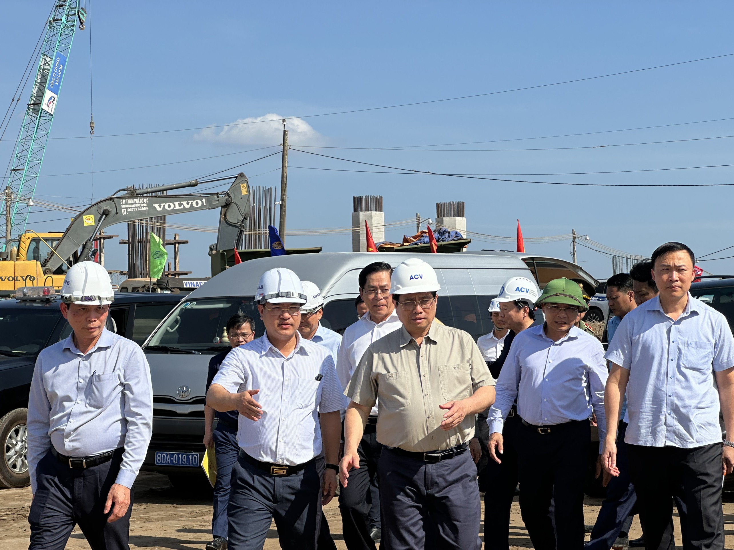 Thủ tướng Chính phủ Phạm Minh Chính kiểm tra công trường thi công cao tốc Biên Hòa - Vũng Tàu.