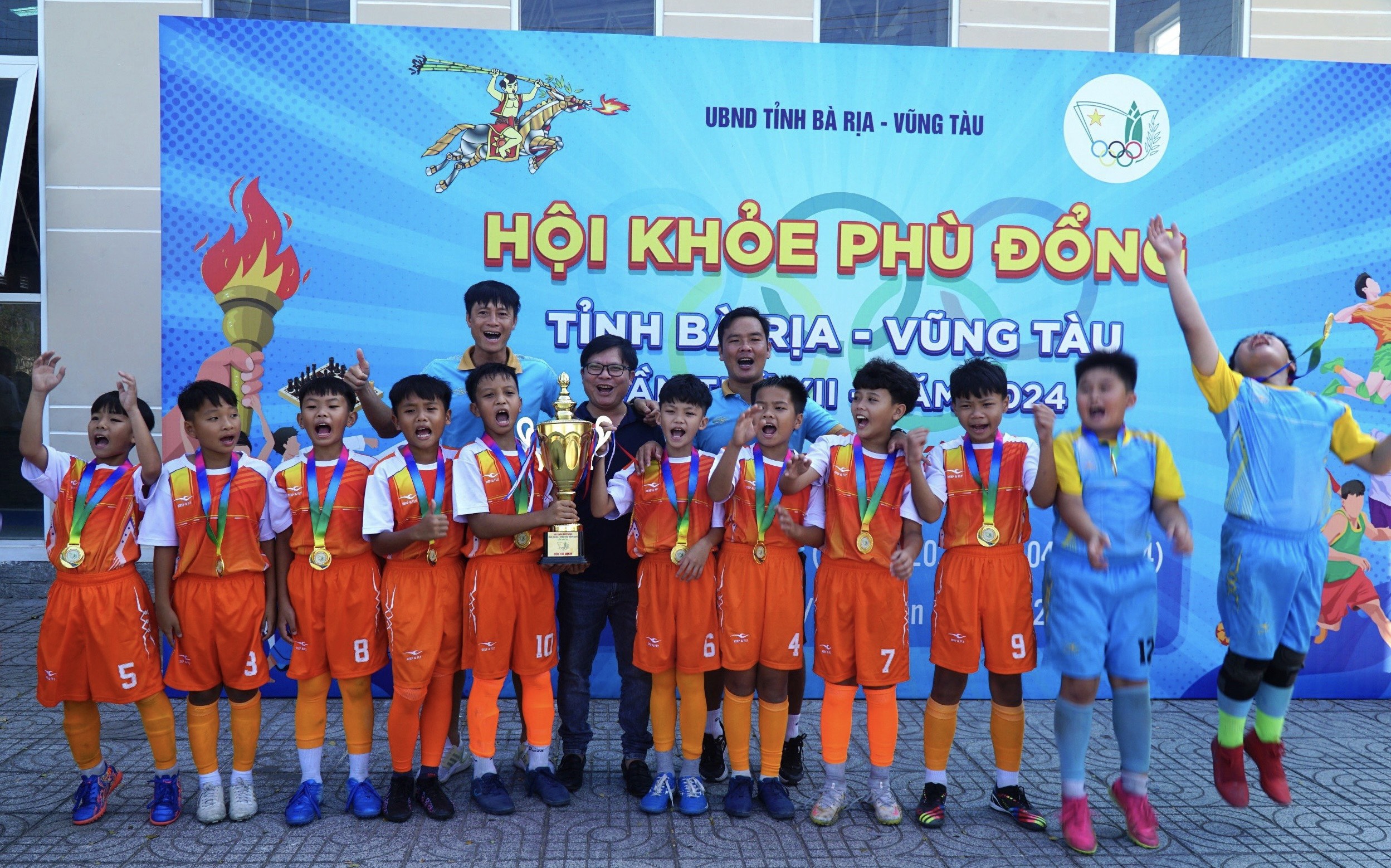 TP. Vũng Tàu xuất sắc giành chức vô địch môn bóng đá khối tiểu học, Hội khỏe Phủ Đổng tỉnh lần thứ XII.