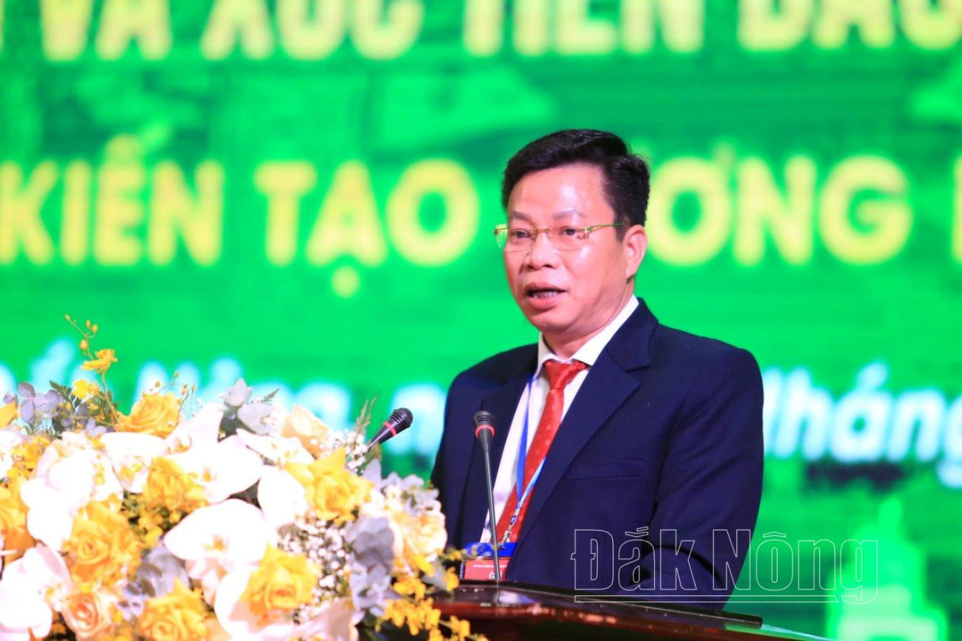 Phó Bí thư Tỉnh ủy, Chủ tịch HĐND tỉnh Đắk Nông Lưu Văn Trung phát biểu khai mạc hội nghị.