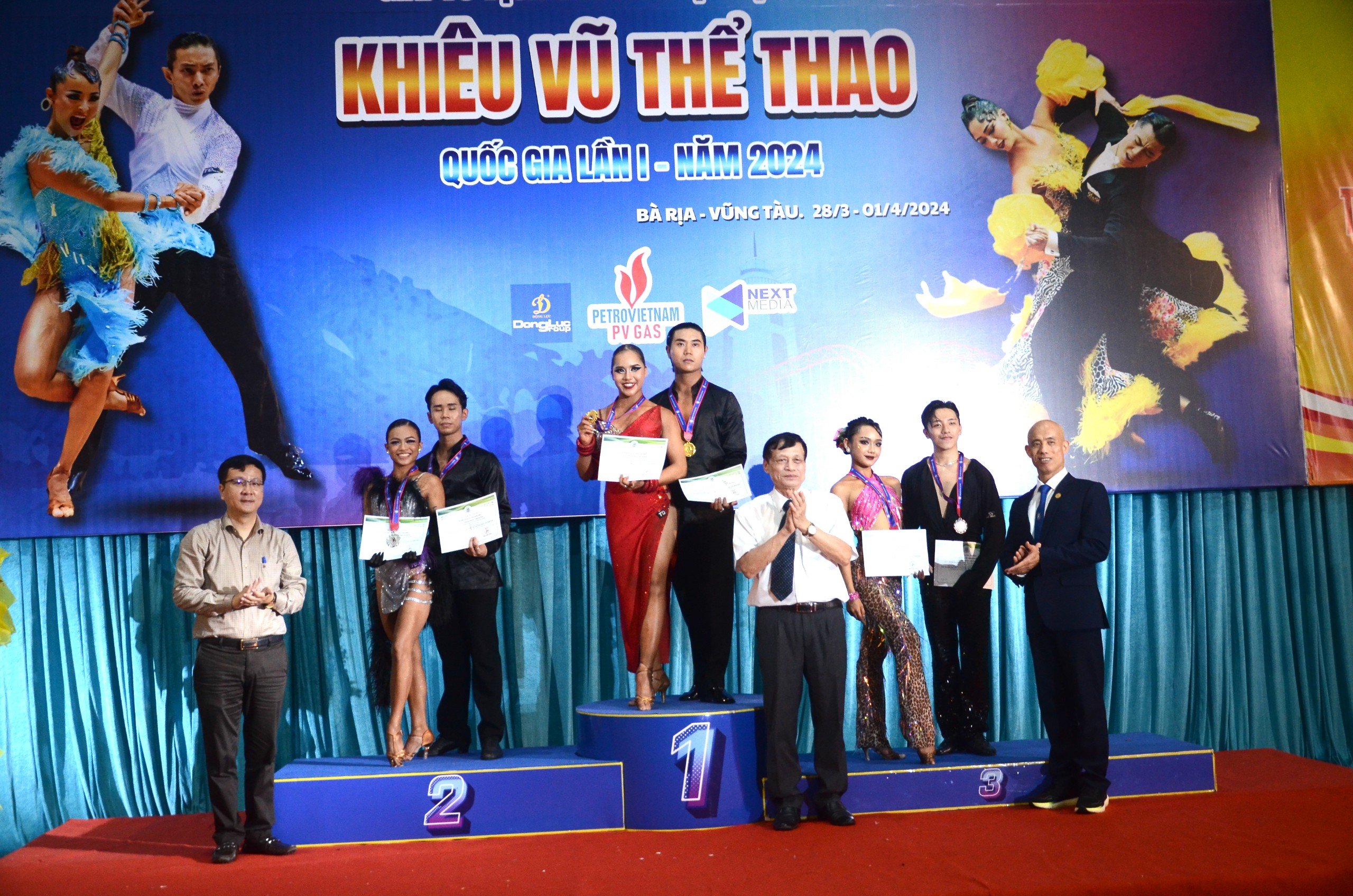 2 VĐV Quang Huy và Thùy Dương của Bà Rịa - Vũng Tàu giành HCV tại giải vô địch các câu lạc bộ. 
