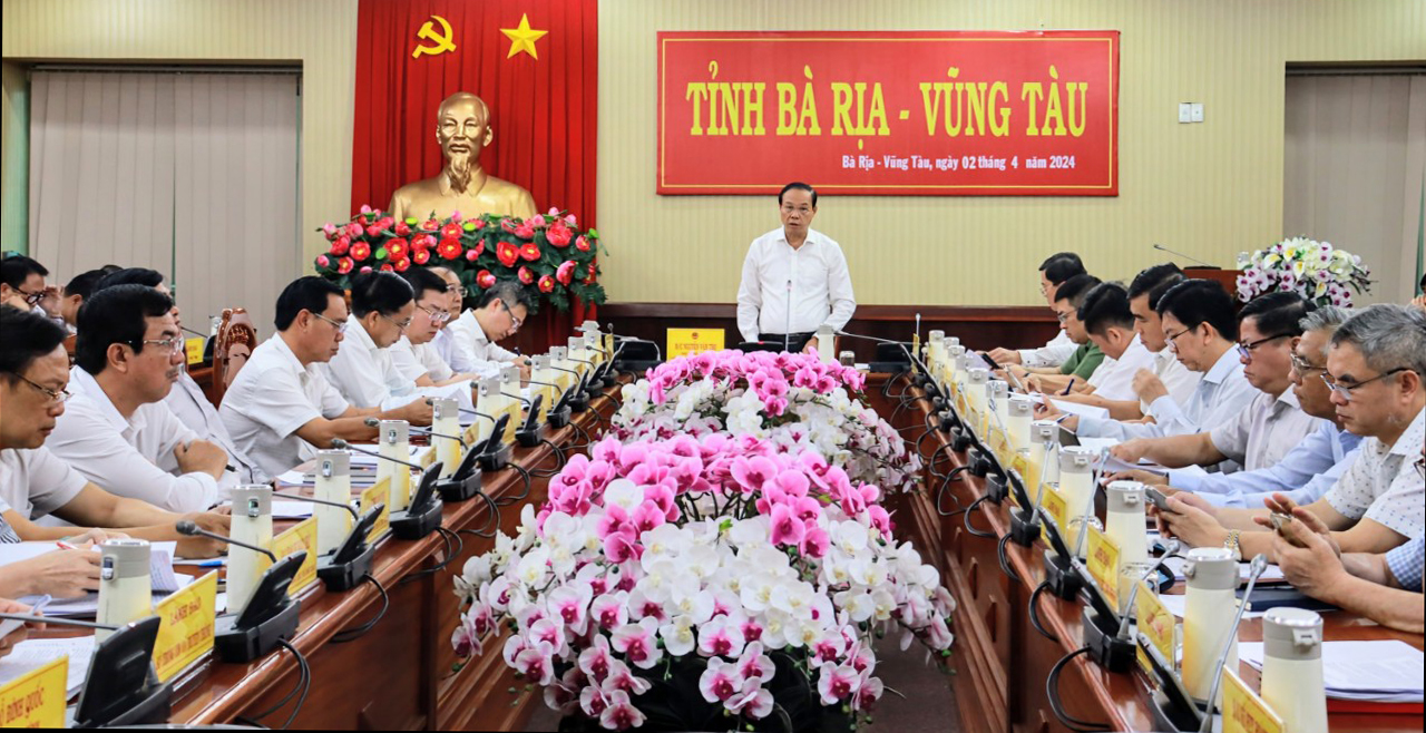 Ông Nguyễn Văn Thọ, Chủ tịch UBND tỉnh phát biểu chỉ đạo tại cuộc họp