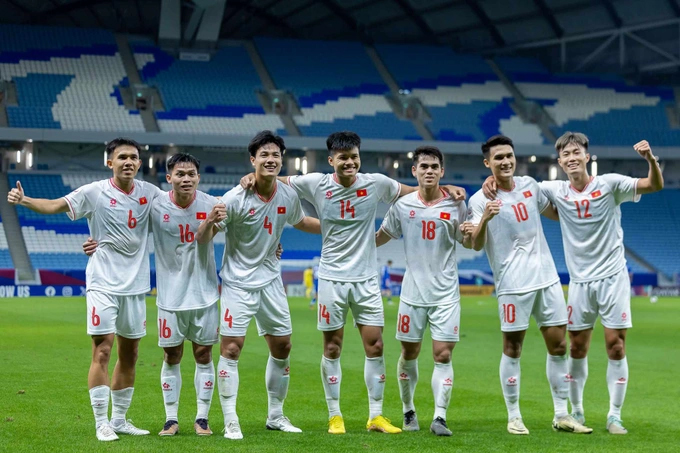 U23 Việt Nam mừng bàn mở tỷ số của Văn Tùng. Ảnh: VFF.