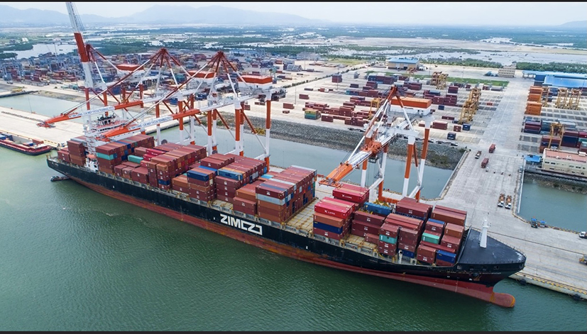Cụm cảng CM-TV vẫn gặp khó khăn trong việc thu hút nguồn hàng. Trong ảnh: Cảng quốc tế Tân cảng Cái Mép, cảng container có sản lượng thông qua lớn nhất Việt Nam.