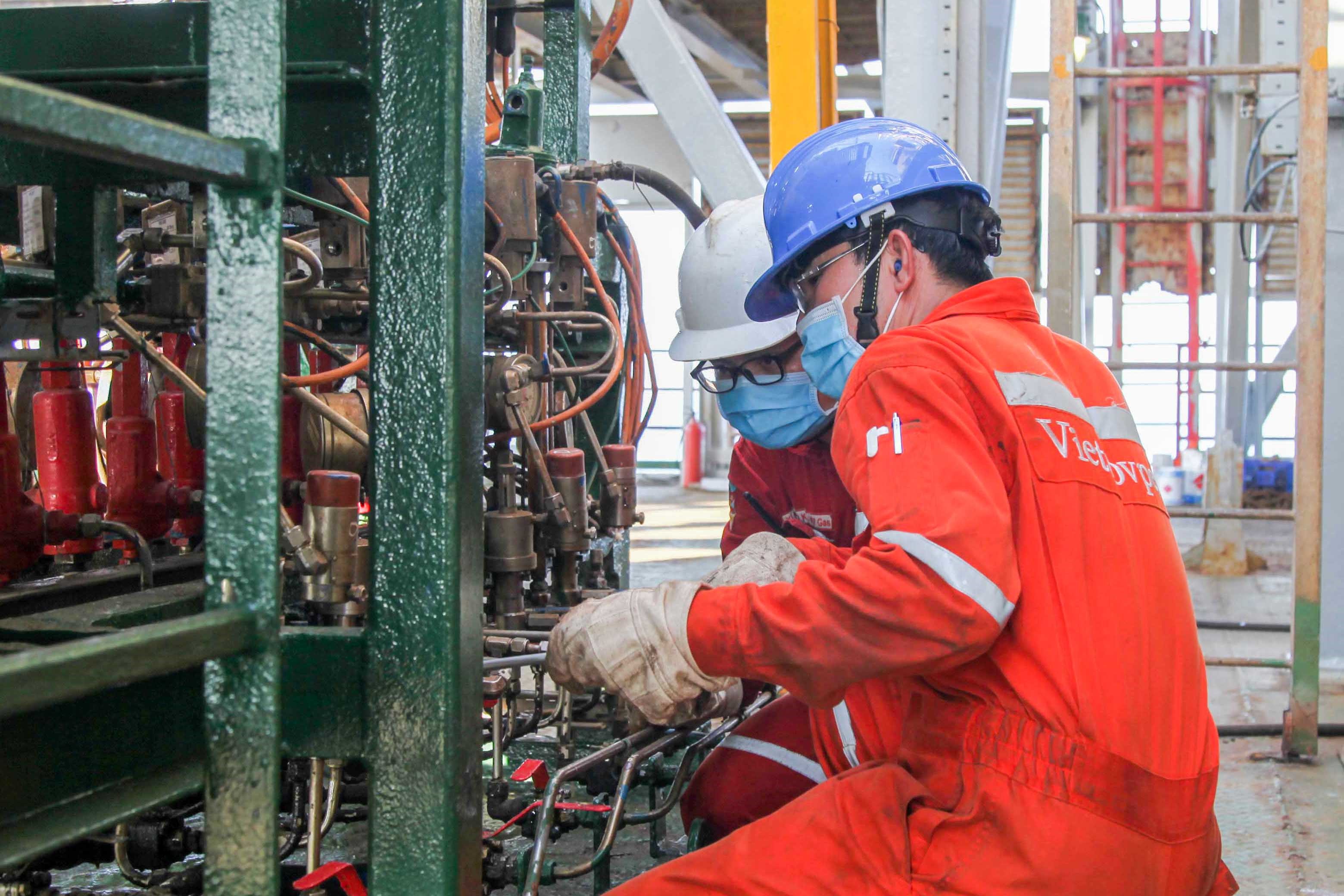 Liên doanh Việt - Nga Vietsovpetro khai thác tấn dầu thứ 250 triệu