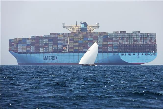 Tàu chở hàng của hãng vận tải Maersk.