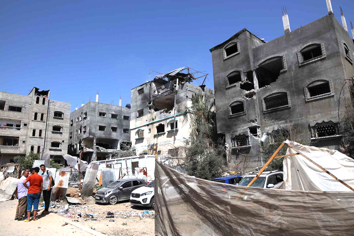 Các tòa nhà bị phá hủy sau vụ tấn công của Israel nhằm vào trại tị nạn Nuseirat ở Dải Gaza.