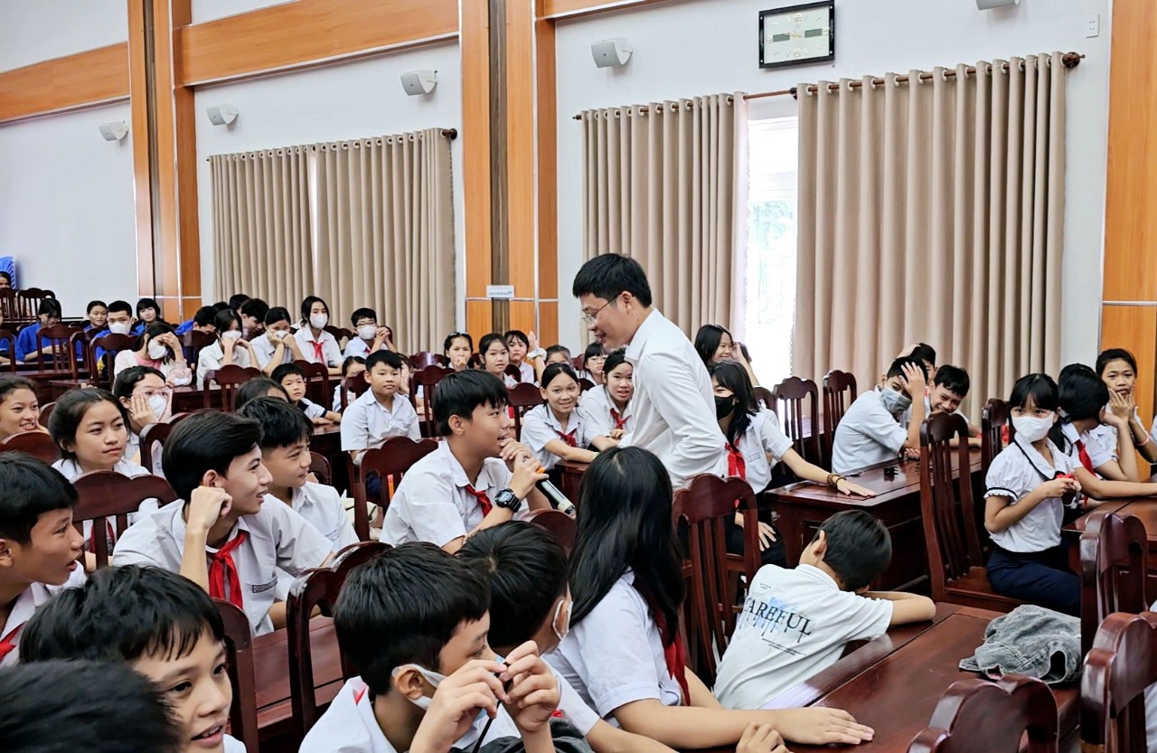 300 em học sinh đến từ các trường tiểu học, THCS trên địa bàn huyện Xuyên Mộc tham gia 