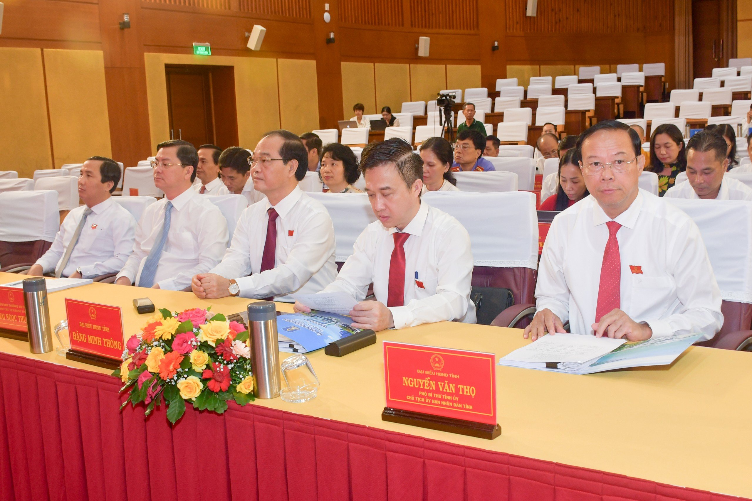 Ông Nguyễn Văn Thọ, Phó Bí thư Tỉnh ủy, Chủ tịch UBND tỉnh tham dự kỳ họp.