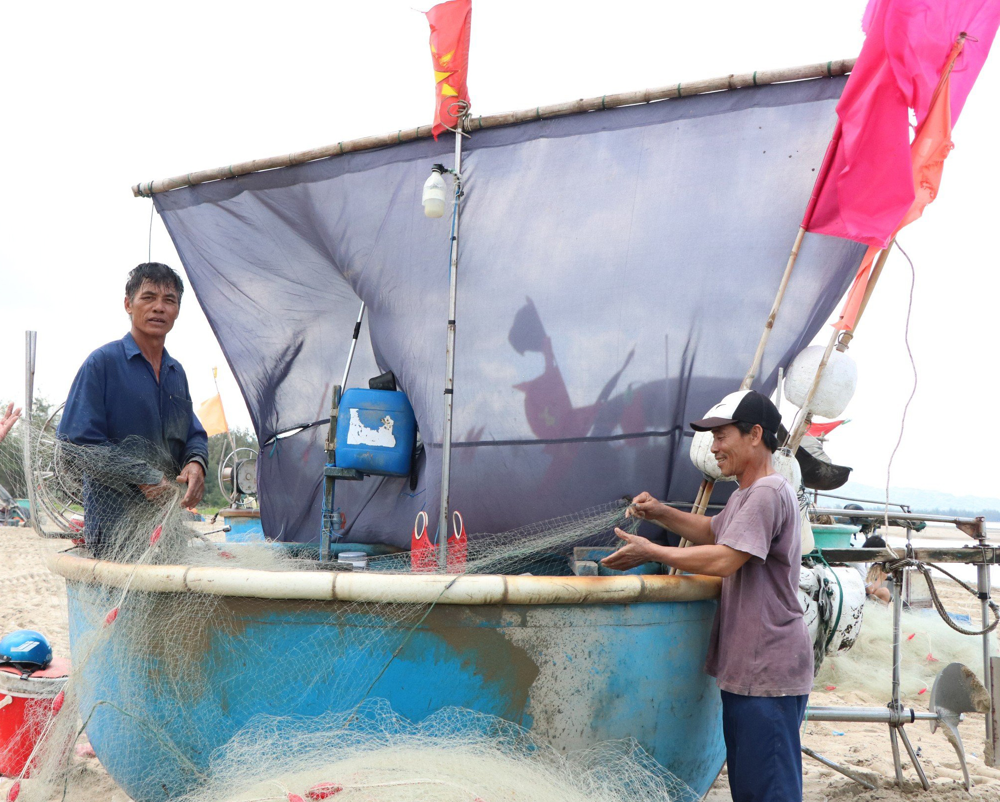 Huyện Long Điền: Tiếp vốn cho ngư dân vươn khơi, bám biển