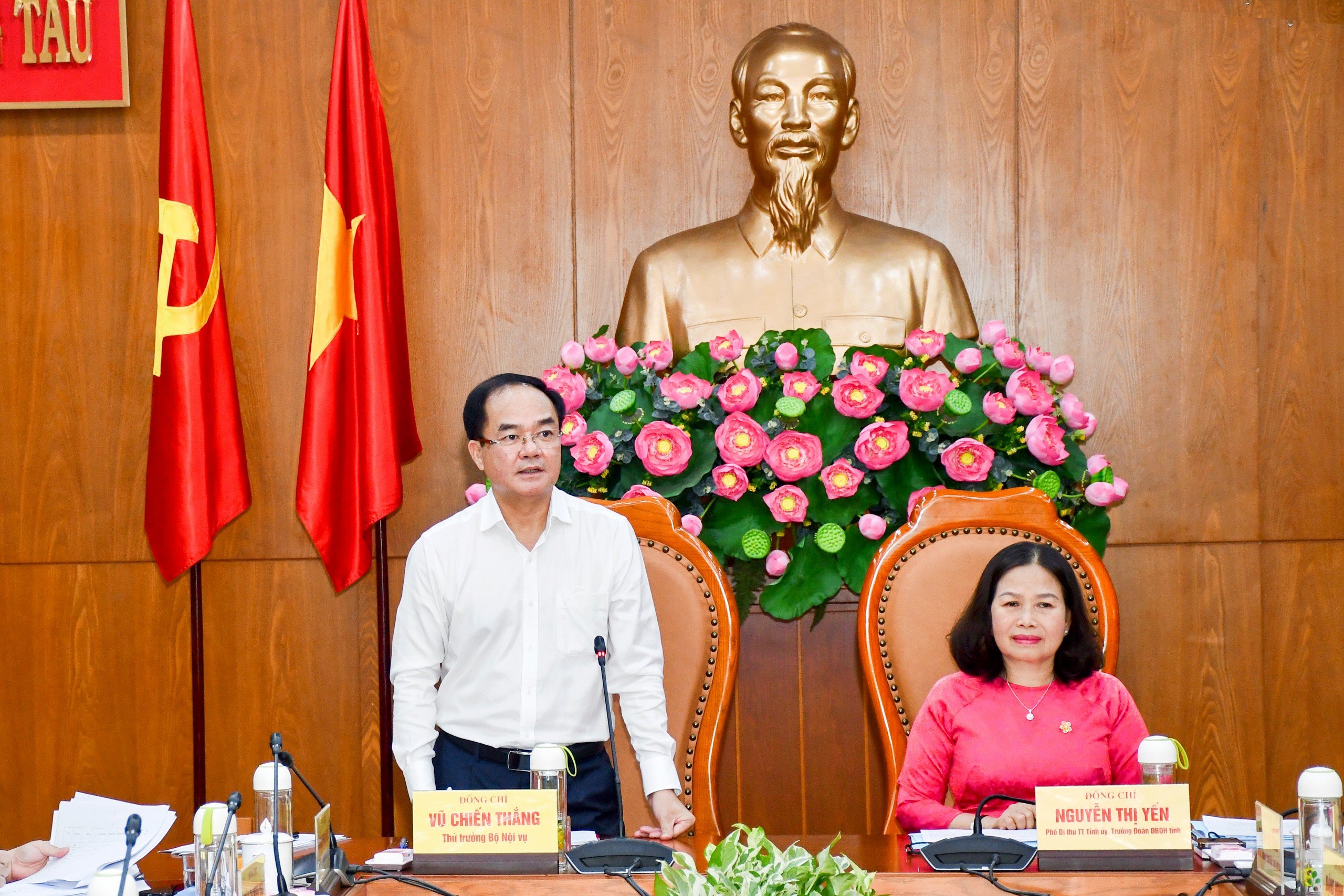 Ông Vũ Chiến Thắng, Thứ trưởng Bộ Nội vụ, Trưởng Đoànkhảo sát của Ban Chỉ đạo Trung ương phát biểu tại buổi khảo sát.