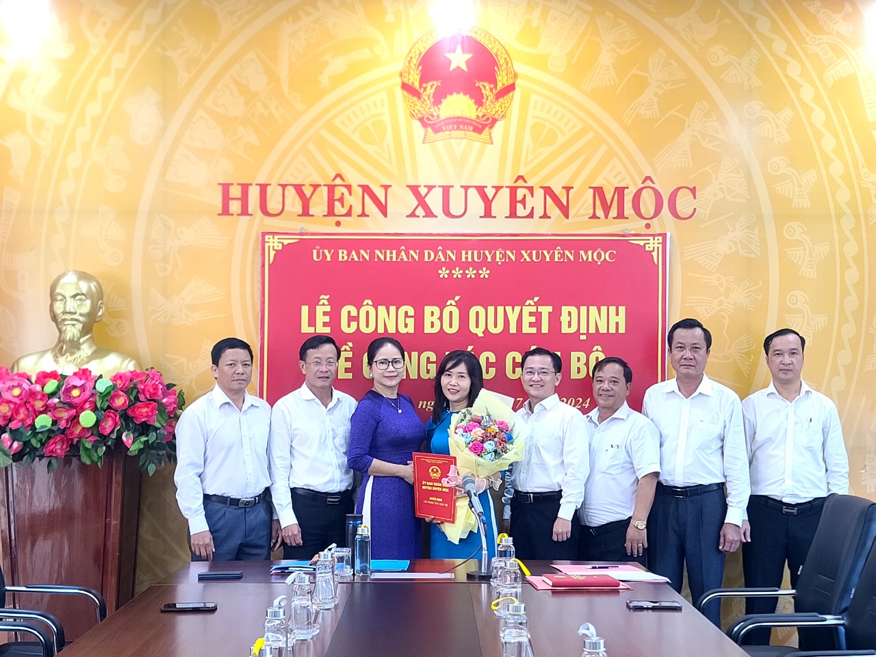 Bà Nguyễn Thị Minh Loan, Phó Trưởng Phòng Tài chính kế hoạch huyện được bổ nhiệm giữ chức Phó Trưởng Phòng GD-ĐT huyện Xuyên Mộc.