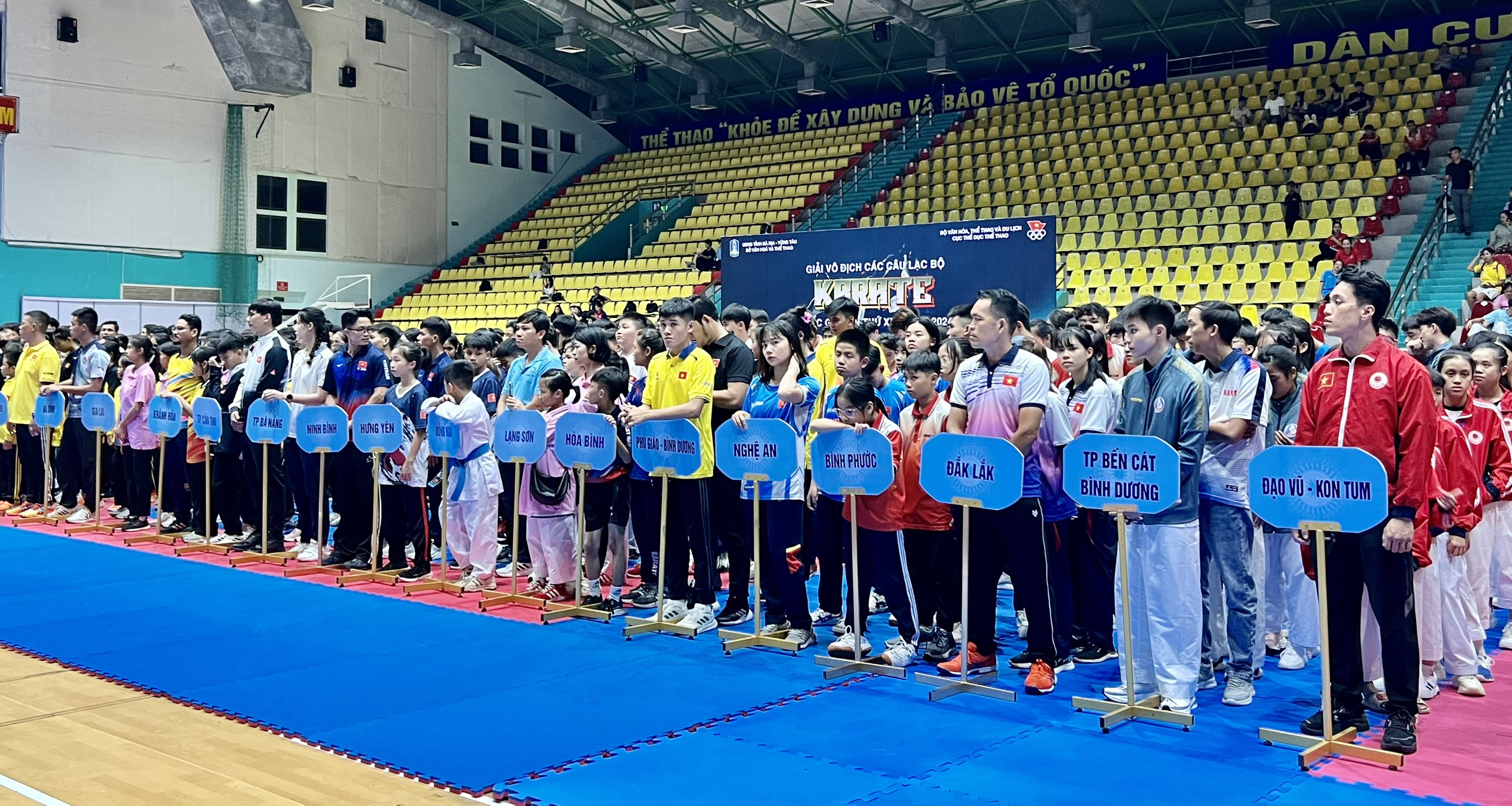 Các đoàn tham dự giải vô địch các câu lạc bộ Karate Quốc gia năm 2024.