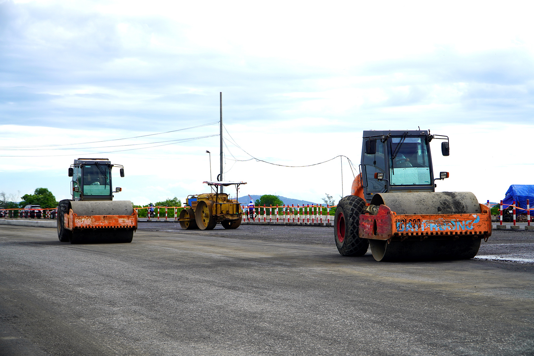 Thi công dự án Nâng cấp, mở rộng đường ven biển Vũng Tàu-Bình Thuận (ĐT 994).