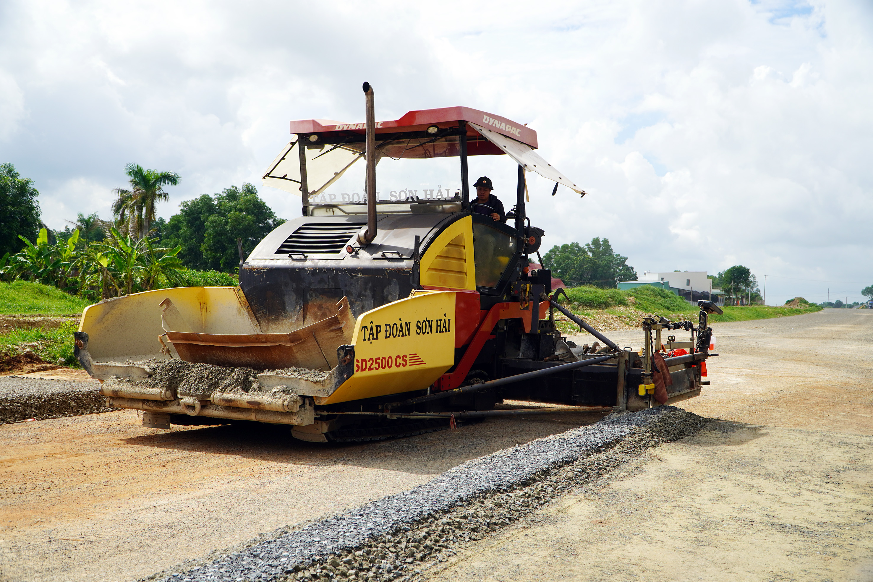 Thi công cao tốc Biên Hòa-Vũng Tàu, dự án thành phần 3 qua địa phận tỉnh Bà Rịa-Vũng Tàu.