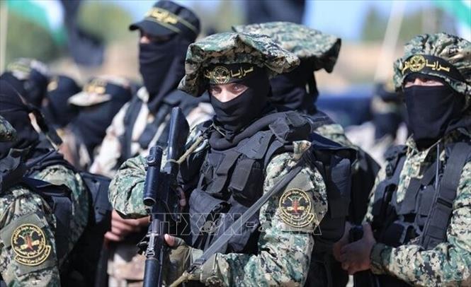 Các thành viên lữ đoàn Al-Qassam, cánh vũ trang  của phong trào Hồi giáo Hamas.