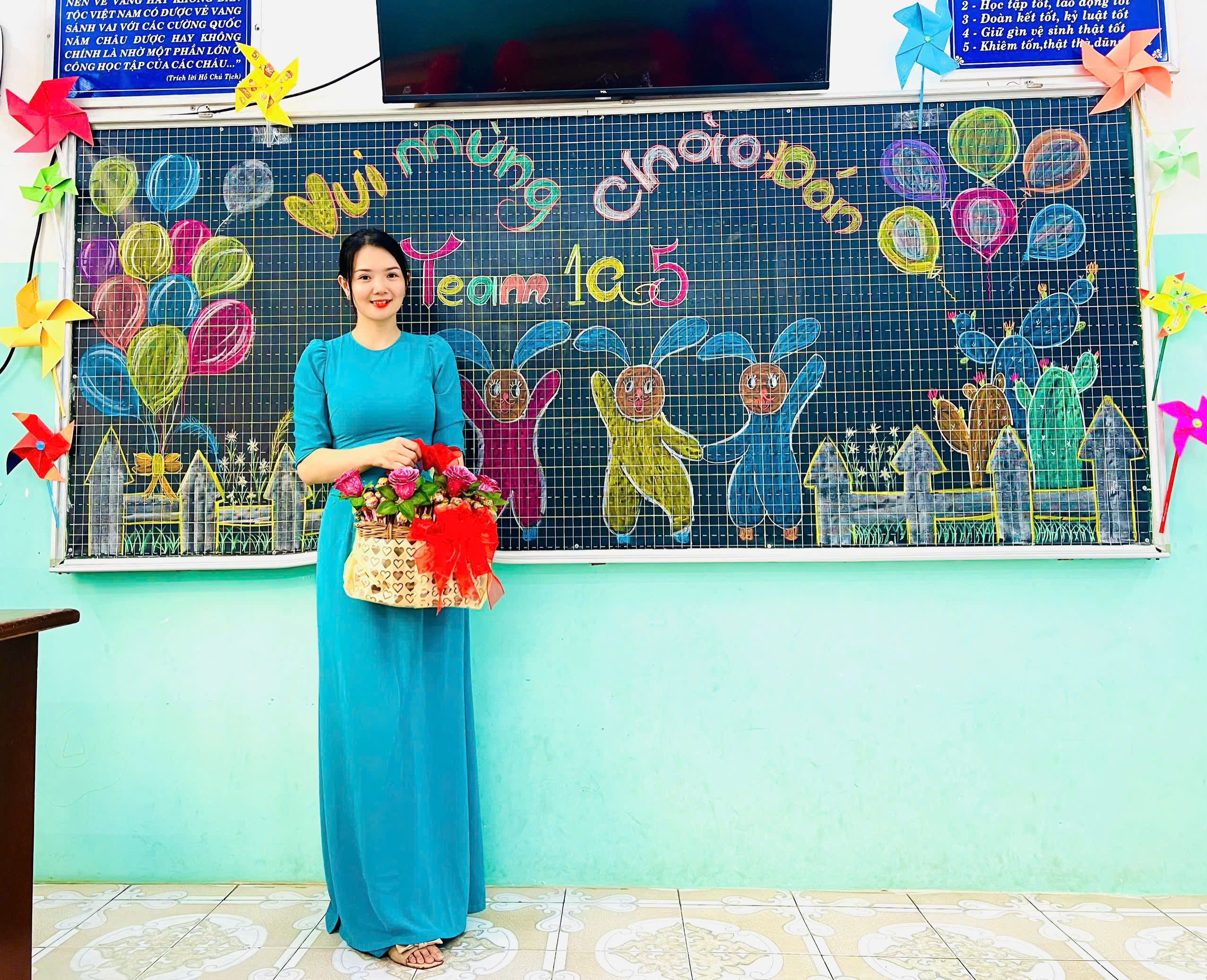 GV Trường TH Quang Trung (TP.Vũng Tàu) trang trí lớp học chào năm học mới.