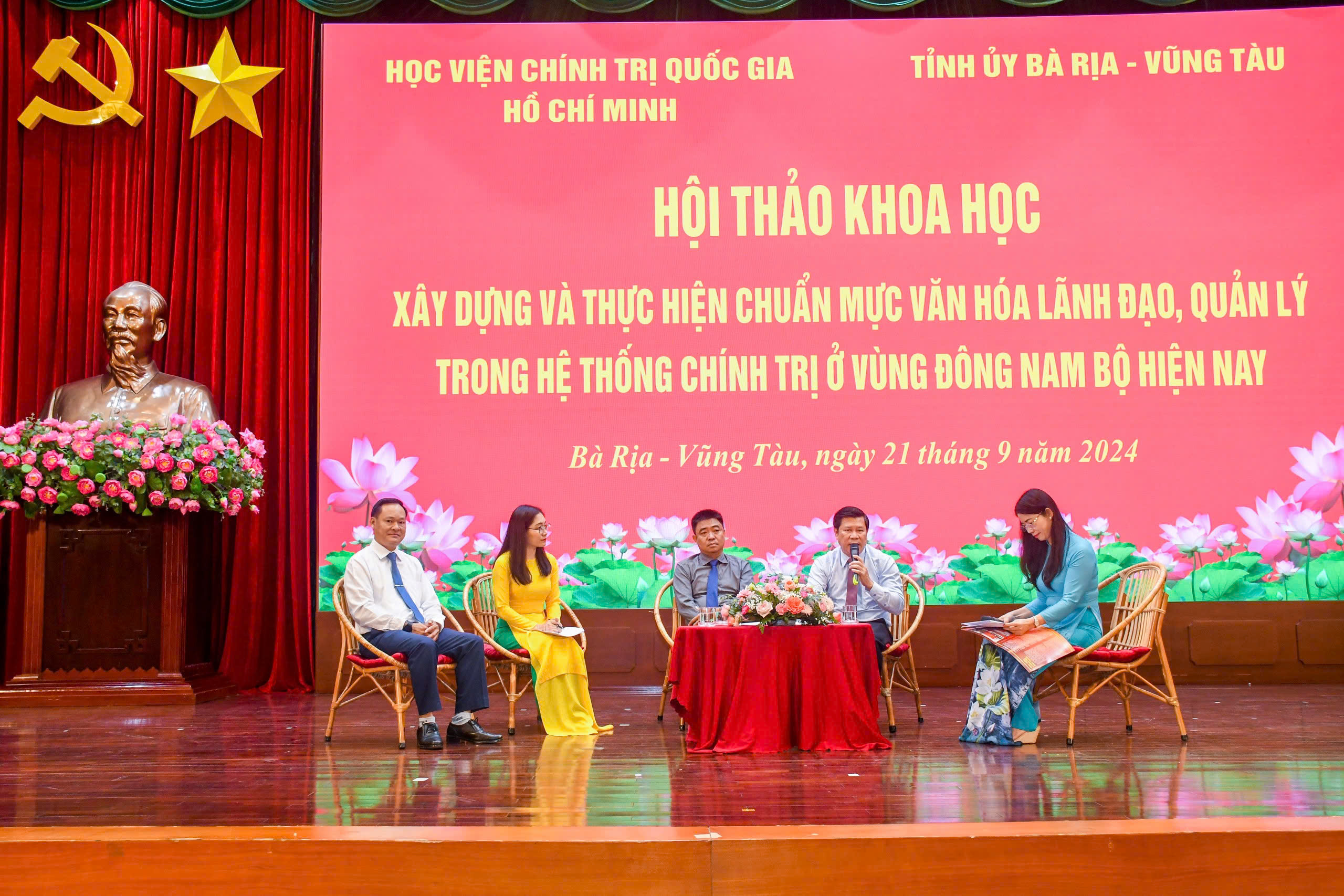 Ông Nguyễn Văn Xinh, Ủy viên Ban Thường vụ Tỉnh ủy, Trưởng Ban Tuyên giáo Tỉnh ủy Bà Rịa - Vũng Tàu chia sẻ tại diễn đàn bàn tròn.