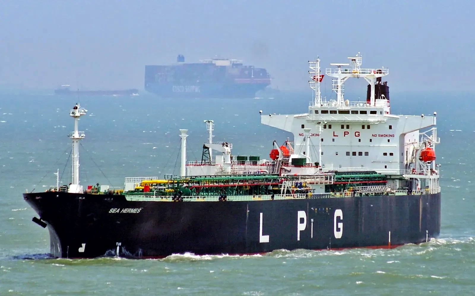Tàu Sea Hermes có thuyền viên bị nạn.