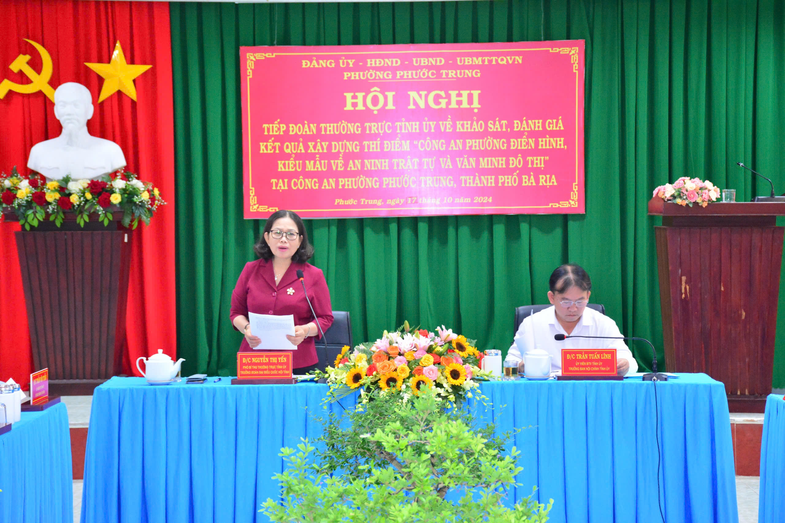 Bà Nguyễn Thị Yến, Phó Bí thư Thường trực Tỉnh ủy, Trưởng Đoàn ĐBQH tỉnh phát biểu kết luận tại buổi làm việc.