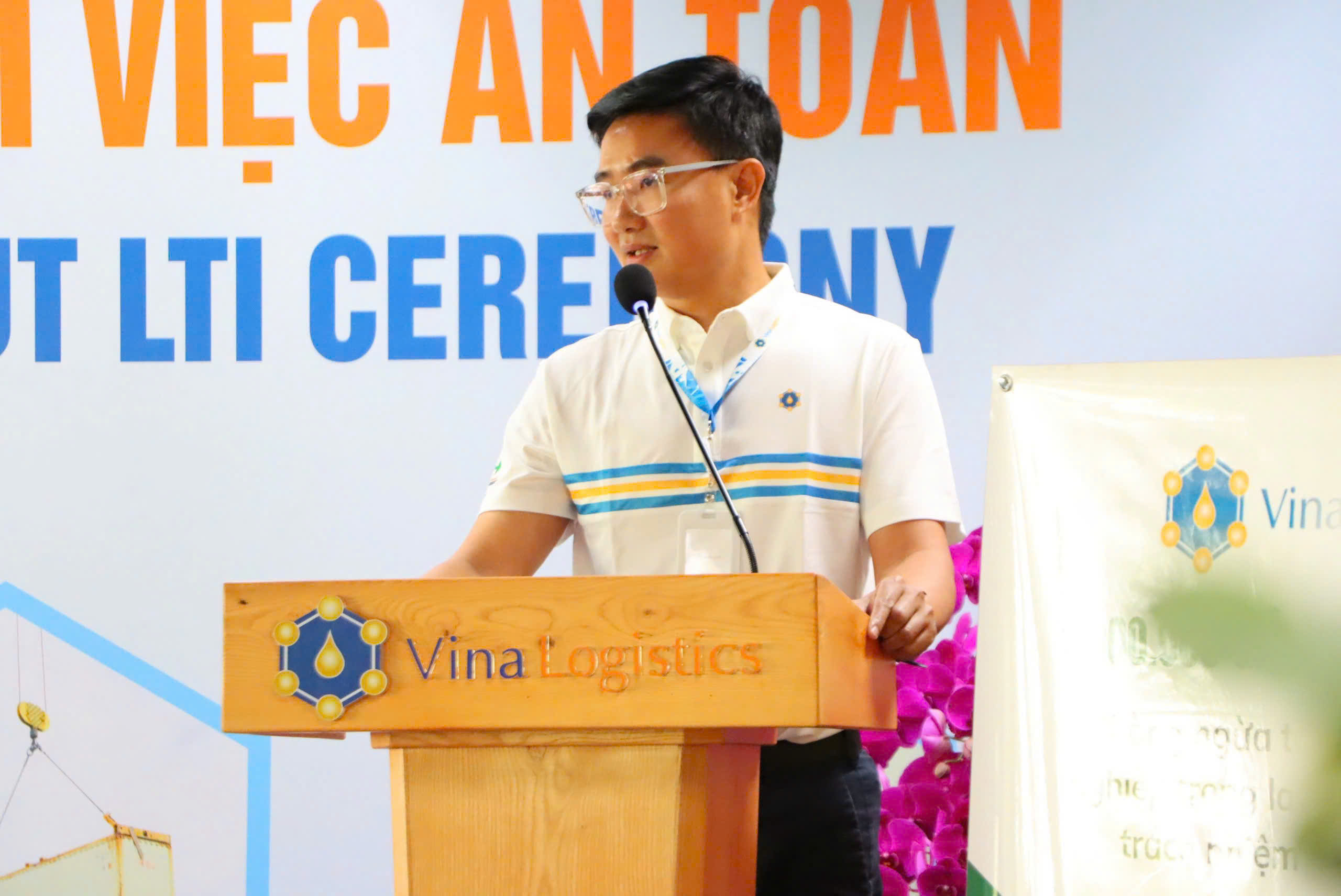 Ông Võ Thanh Phương,  Phó Tổng Giám đốc, Chủ tịch công đoàn VNL phát biểu tại lễ kỷ niệm.