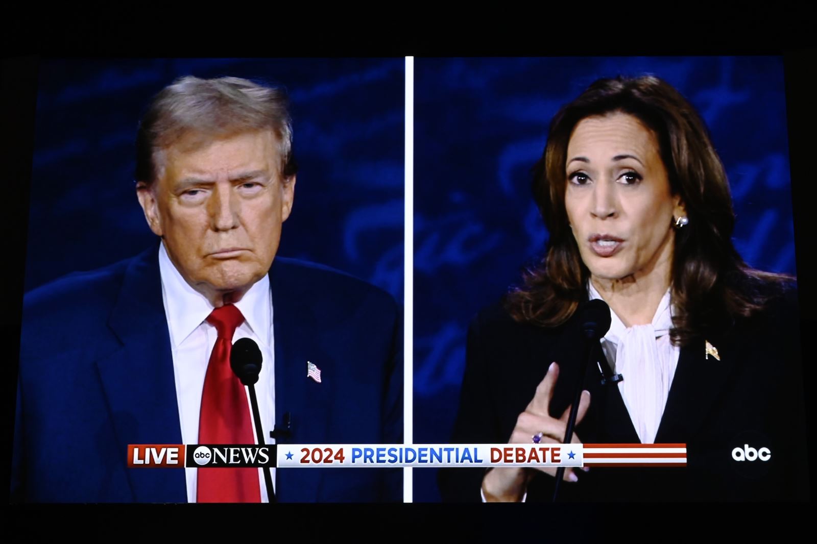 Ông Donald Trump và Phó Tổng thống Kamala Harris.