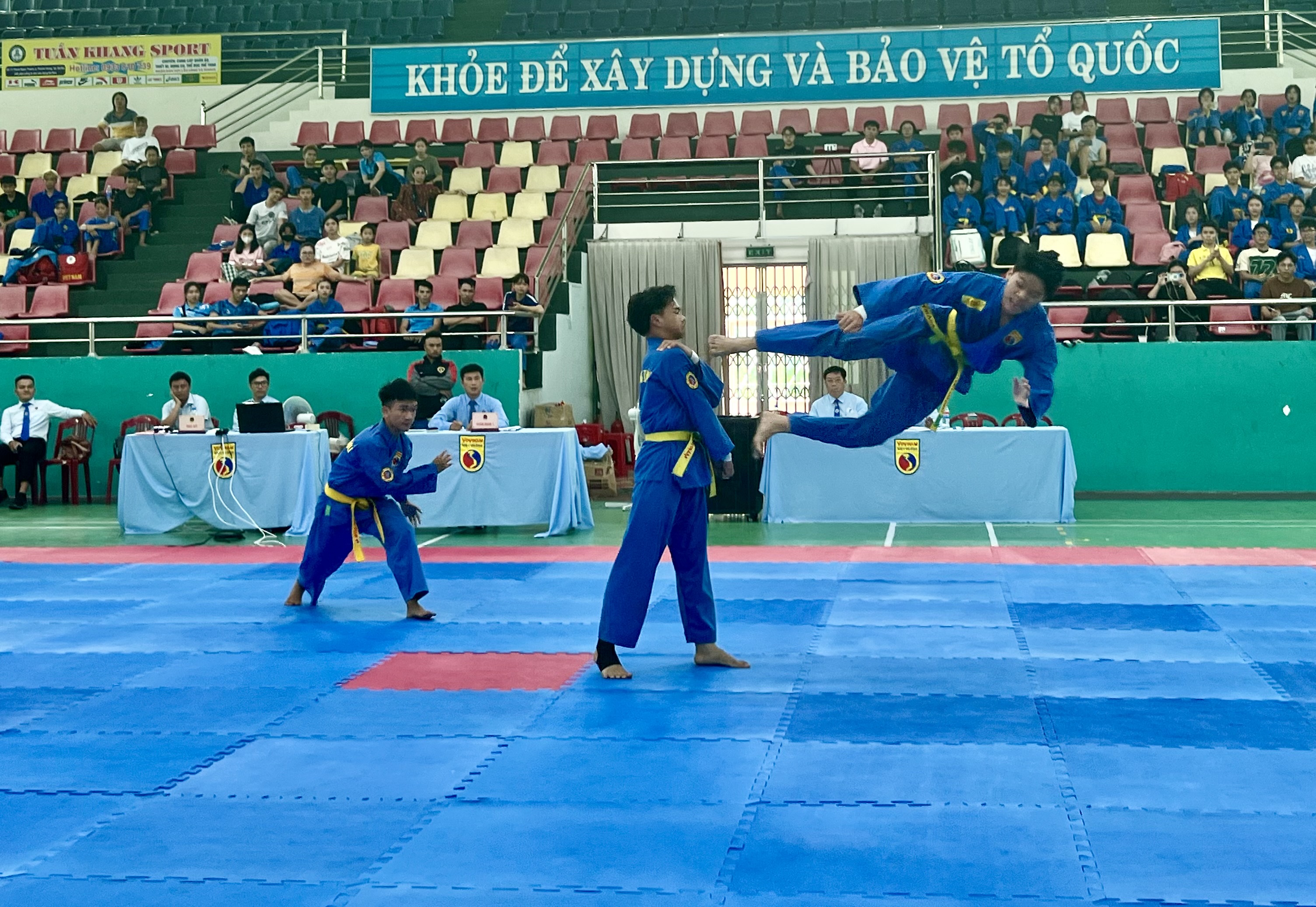 Vovinam là 1 trong 18 môn thể thao sẽ thi đấu tại Đại hội TDTT tỉnh lần thứ IX. Trong ảnh: Các VĐV biểu diễn tại giải vovinam các lứa tuổi tỉnh năm 2024.