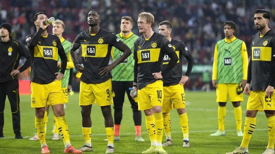 Borussia Dortmund muốn thanh lọc lực lượng.