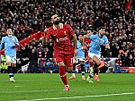 Ngoại hạng Anh vòng 14: Liverpool bị thu hẹp khoảng cách