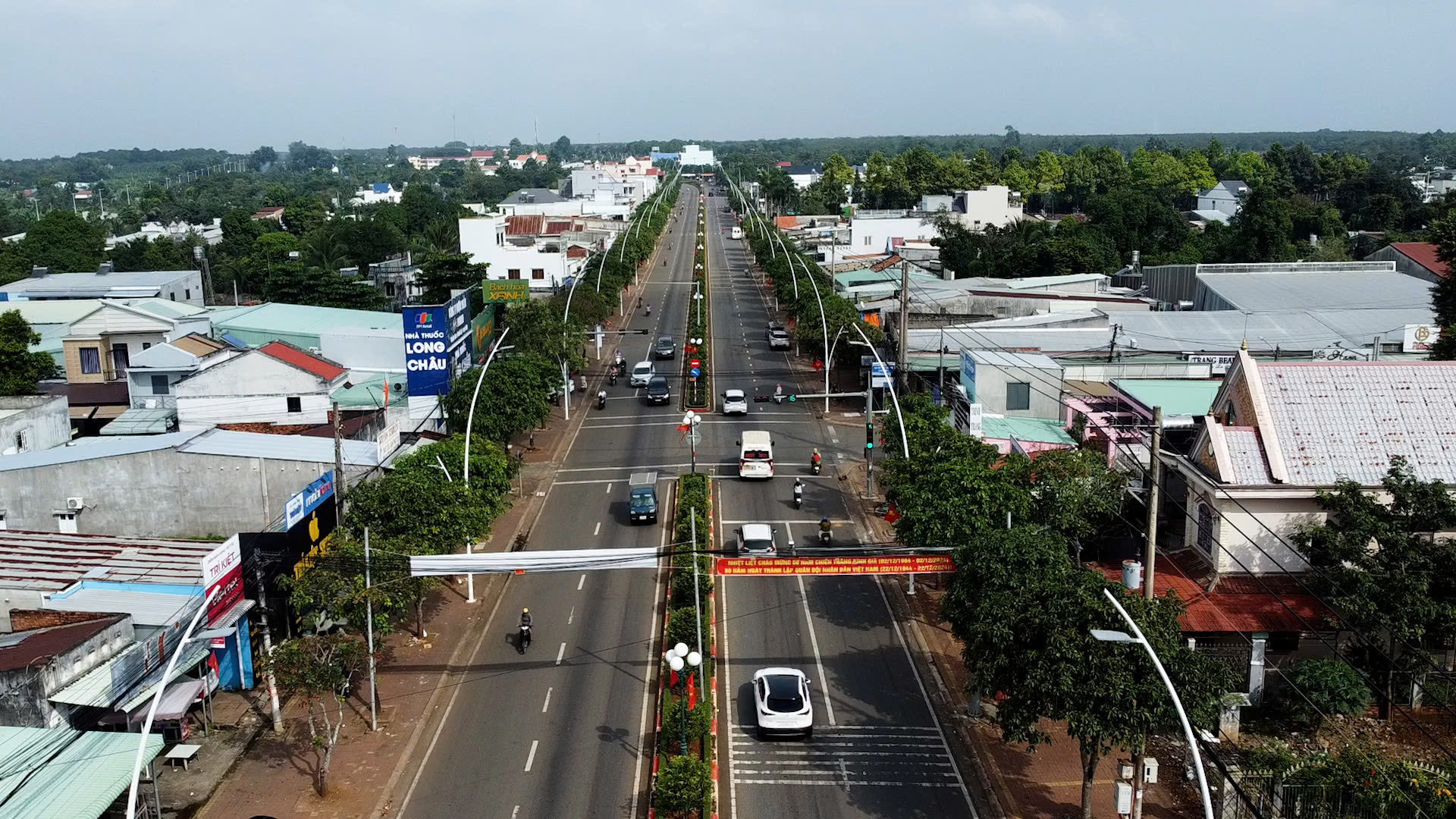 Xã Kim Long chuyển mình lên thị trấn