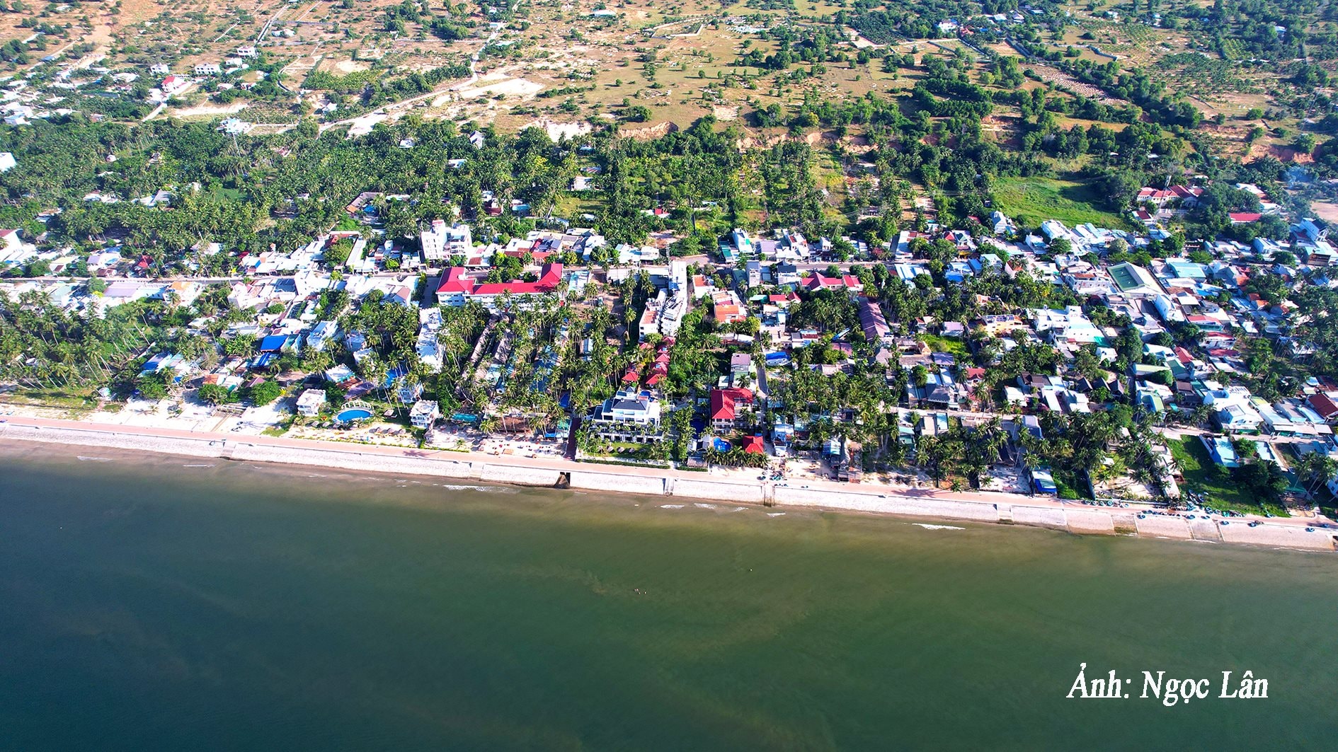 Khu du lịch biển Hàm Tiến (ảnh: Ngọc Lân)