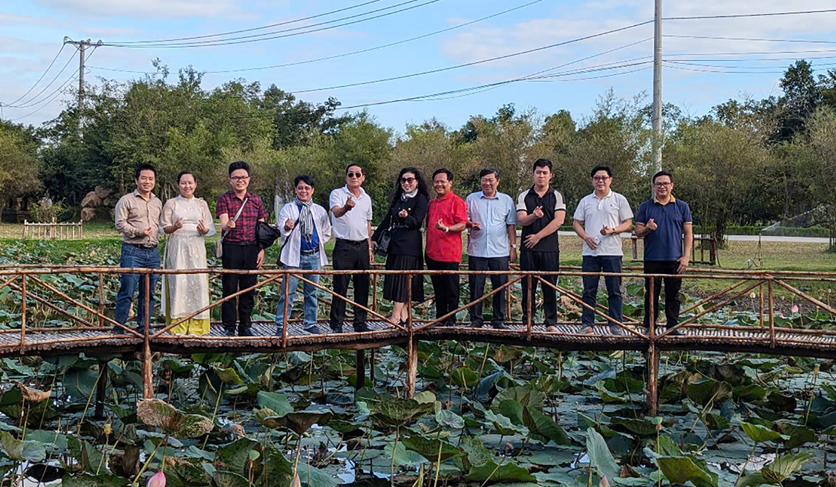 Đoàn khảo sát Khu du lịch sinh thái Sơn Tiên