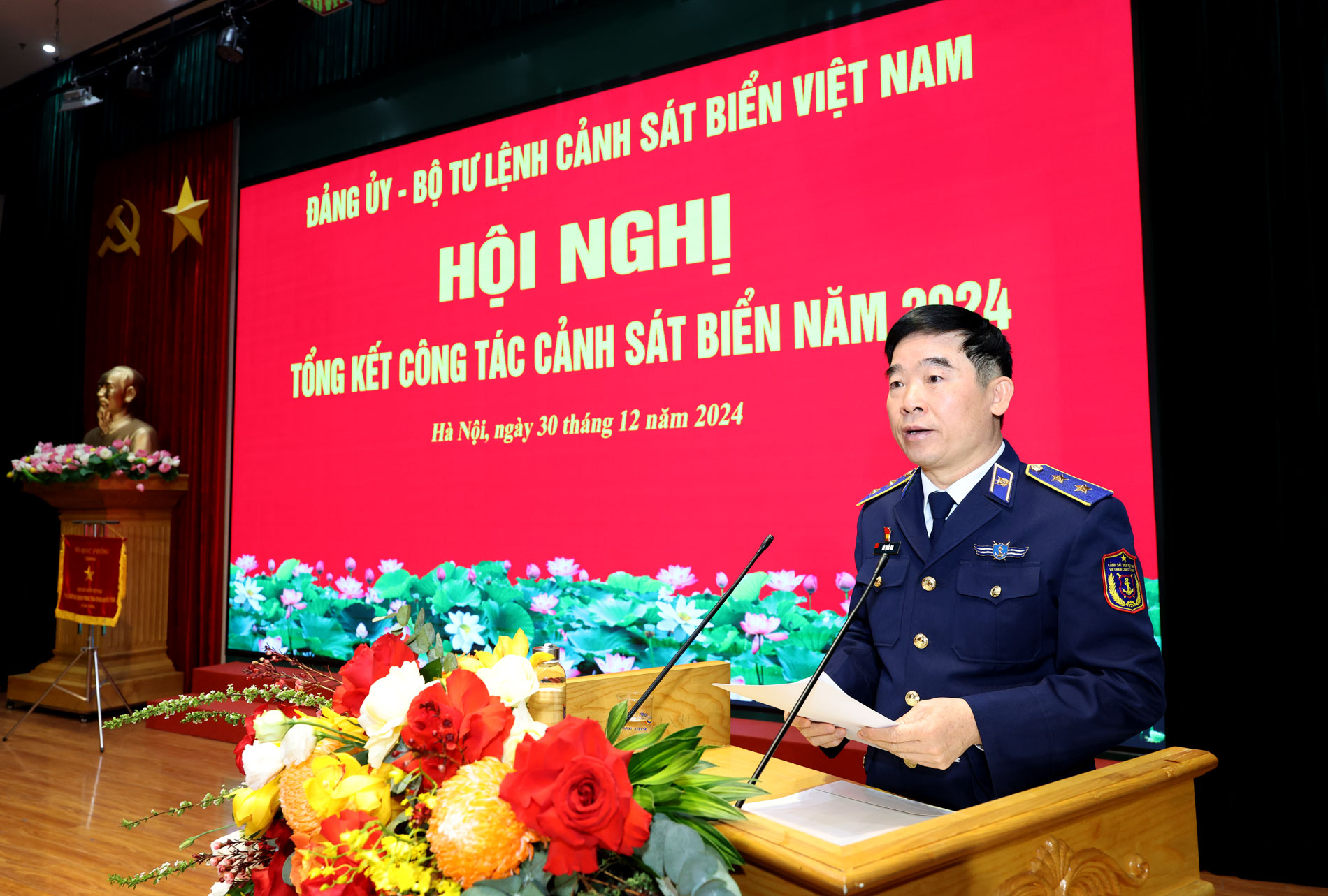 Trung tướng Bùi Quốc Oai - Bí thư Đảng ủy, Chính ủy Cảnh sát biển Việt Nam quán triệt Nghị quyết lãnh đạo thực hiện nhiệm vụ năm 2025 của Đảng ủy Cảnh sát biển.