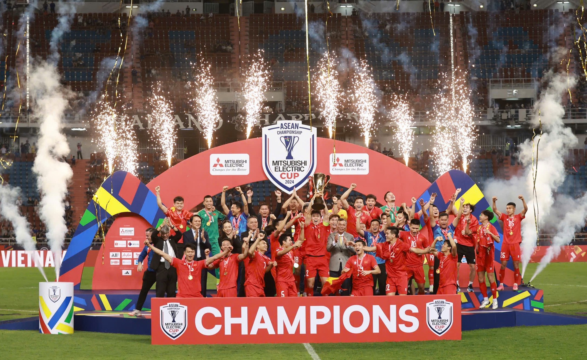 Đội tuyển Việt Nam đang xếp thứ 3 khu vực về số lần vô địch ASEAN Cup, sau Thái Lan: 7 lần (1996, 2000, 2002, 2014, 2016, 2020 và 2022); Singapore: 4 lần (1998, 2004, 2007, 2012); Việt Nam: 3 lần (2008, 2018, 2024); Malaysia: 1 lần (2010).
