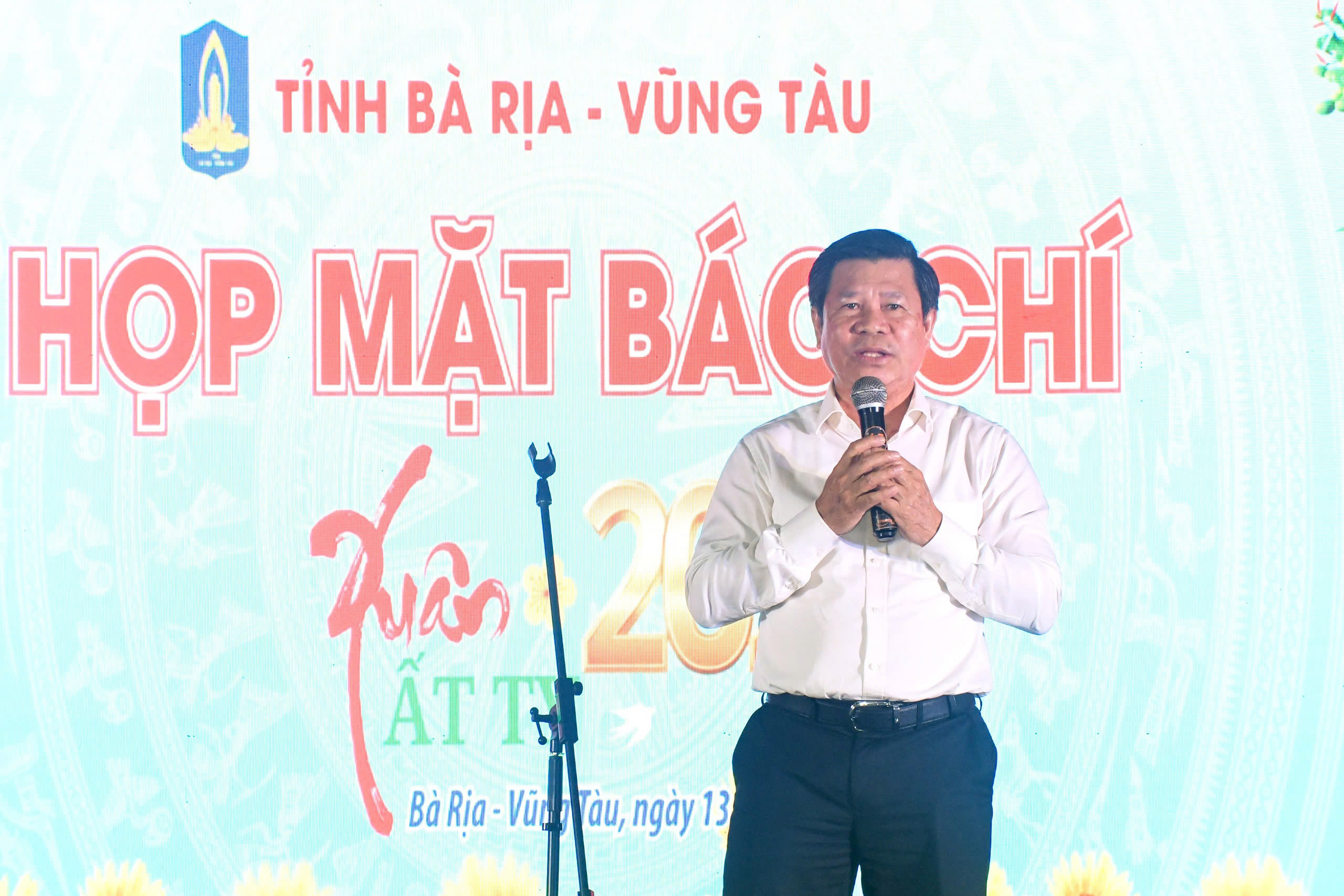 Ông Nguyễn Văn Xinh, Ủy viên Ban Thường vụ Tỉnh ủy, Trưởng Ban Tuyên giáo Tỉnh ủy ghi nhận sự đóng góp, đồng hành của các cơ quan báo chí, đội ngũ người làm báo đối với sự phát triển chung của tỉnh Bà Rịa - Vũng Tàu trong thời gian qua.