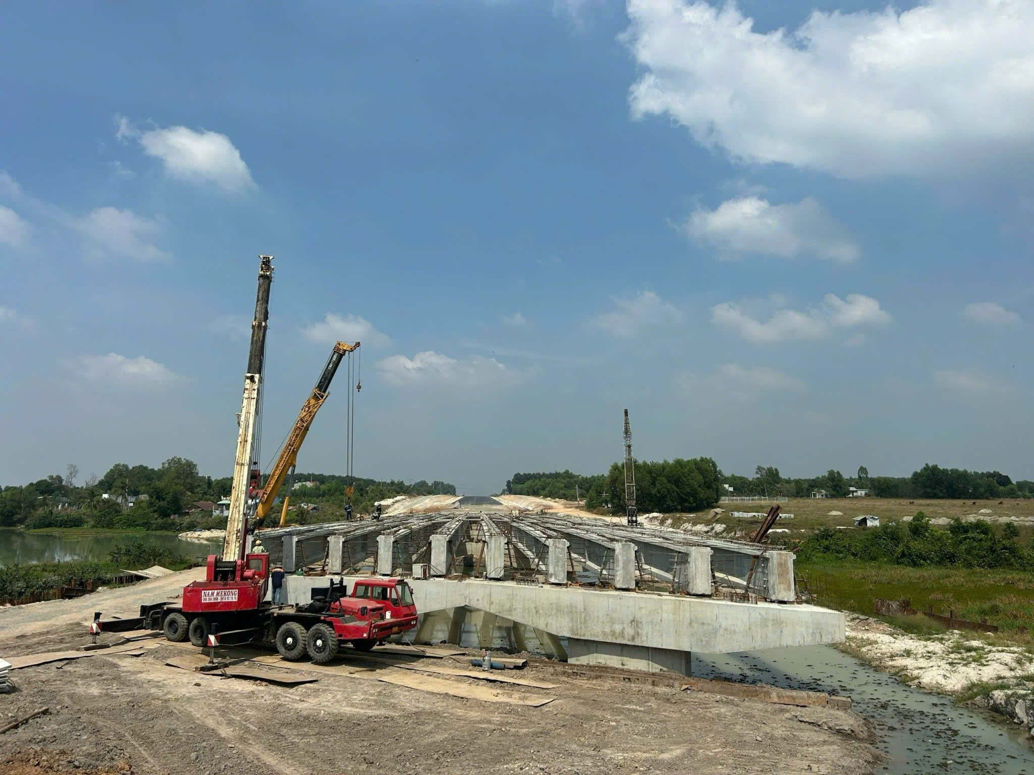 Tin tổng hợp ngày 25/2