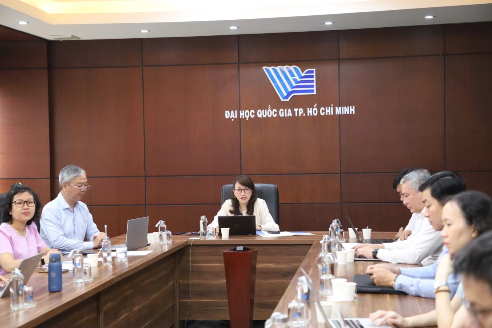 Hội thảo trực tuyến do Đại học Quốc gia TP Hồ Chí Minh tổ chức.