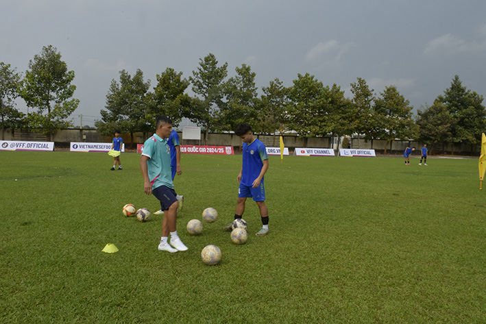 Đội bóng đá U19 Bà Rịa - Vũng Tàu đã tăng cường tập luyện cường độ cao sau Tết Nguyên đán, sẵn sàng cho trận mở màn VCK Giải bóng đá vô địch U19 Quốc gia 2024 - 2025 với SHB - Đà Nẵng.