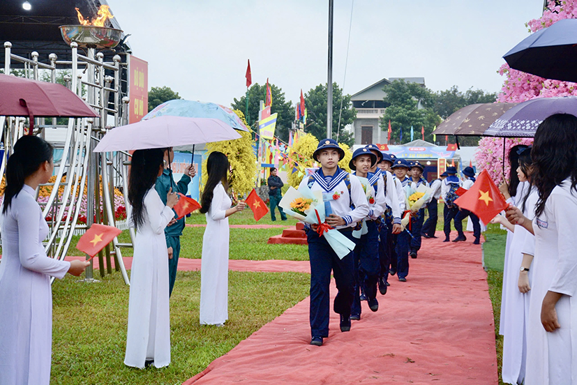 Tân binh huyện Xuyên Mộc lên đường nhập ngũ.