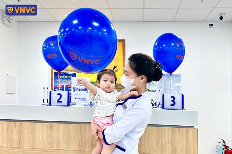 VNVC Thắng Nhì (TP. Vũng Tàu) làm việc từ từ 7h30 đến 17h00 tất cả các ngày trong tuần, giúp Quý Khách hàng thoải mái sắp xếp thời gian đến tiêm phòng tại trung tâm.