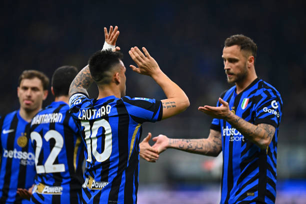 Inter Milan củng cố ngôi đầu Serie A