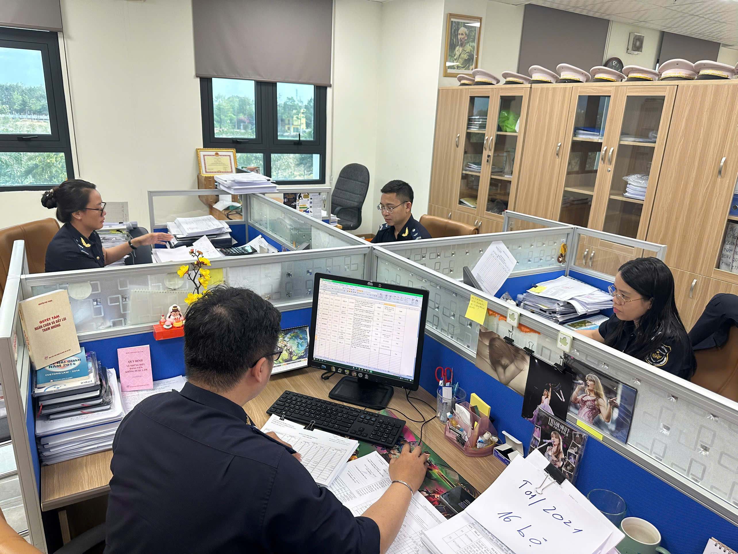 Hoạt động xuất nhập khẩu được bảo đảm thông suốt