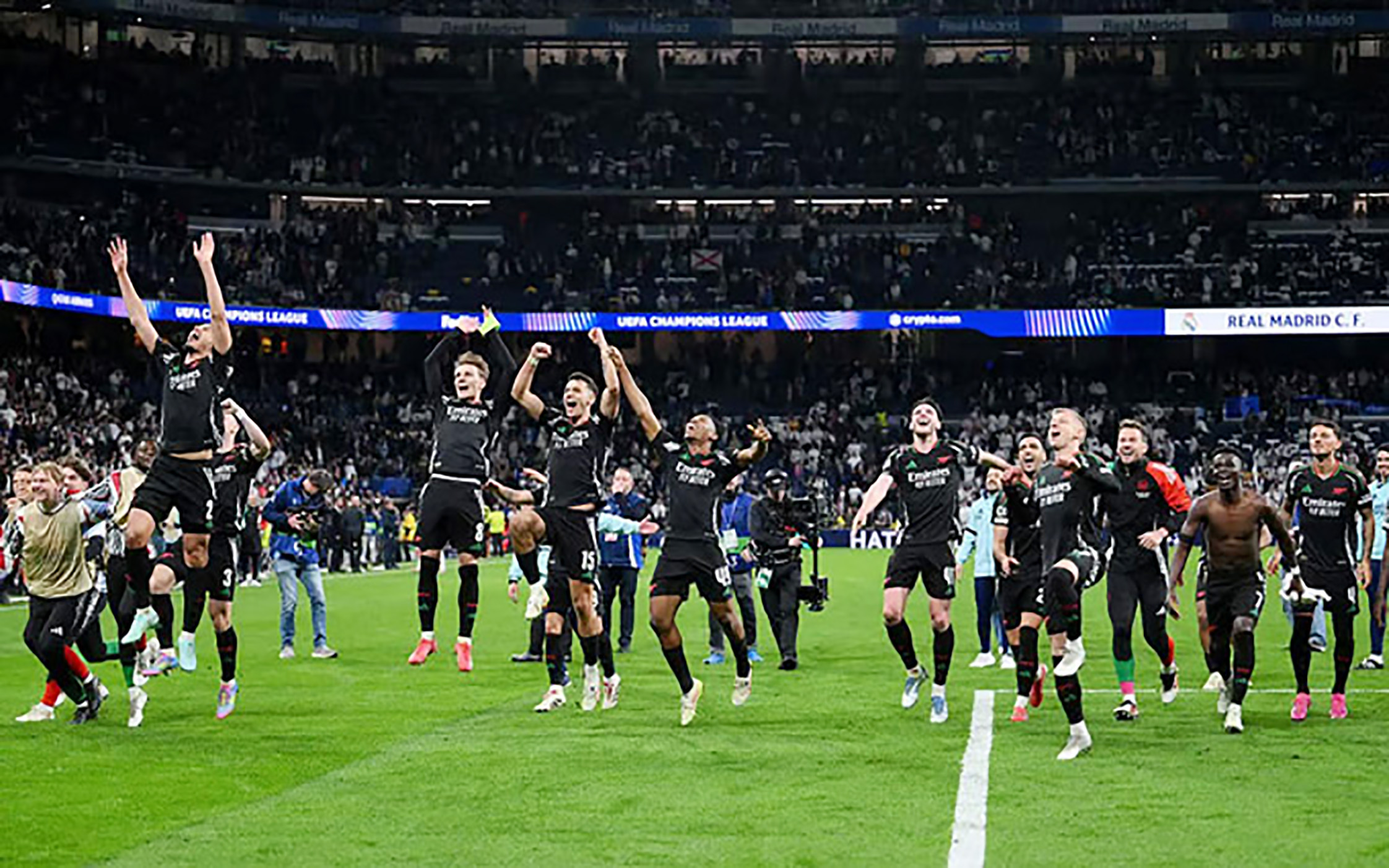 Arsenal đại chiến PSG, Barca đấu Inter Milan