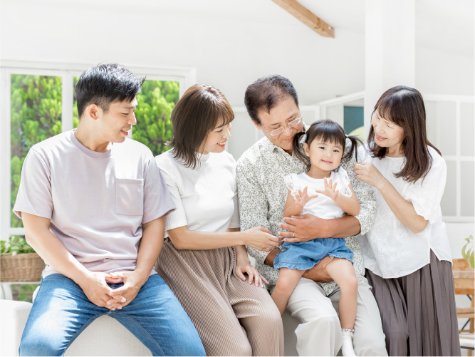 Chỉ khi thật sự dành thời gian cho nhau và luôn có sự đồng cảm, san sẻ thì hạnh phúc gia đình  mới gắn kết, bền vững.