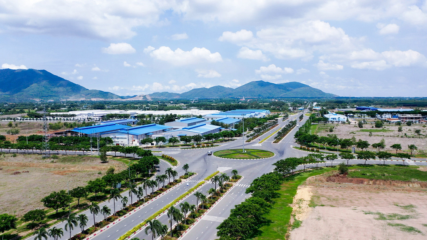 Các DN TP.Hồ Chí Minh quan tâm đến cơ hội đầu tư tại Bà Rịa-Vũng Tàu. Trong ảnh: Một góc KCN Sonadezi, huyện Châu Đức.