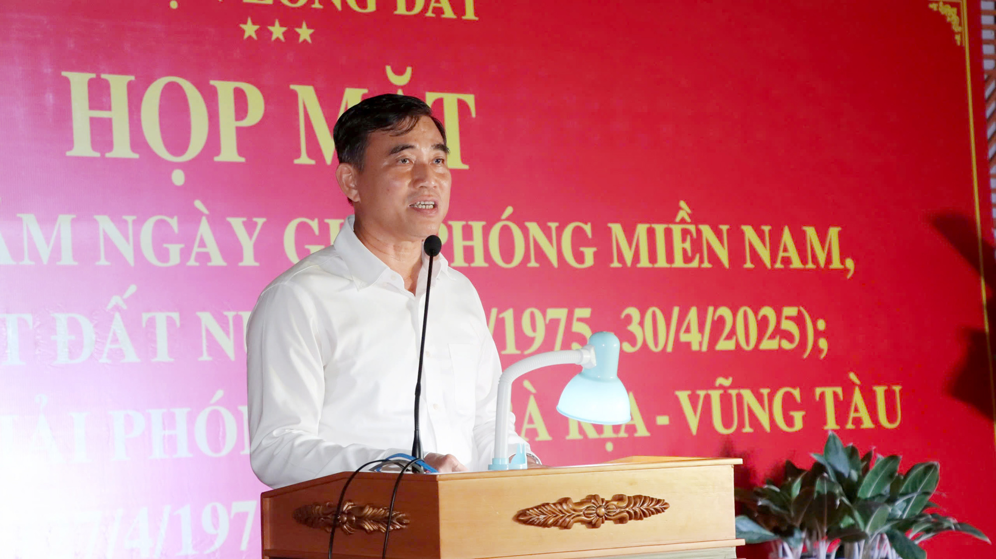 Ông Trần Thượng Chí, Bí thư Huyện ủy ôn lại truyền thống dựng nước và giữ nước của dân tộc, ý nghĩa lịch sử của đại thắng mùa Xuân năm 1975, giải phóng miền Nam, thống nhất đất nước.