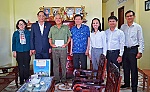 Phó Chủ tịch Quốc hội Trần Quang Phương thăm gia đình chính sách, người có công tại Côn Đảo