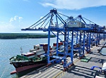 Xem xét điều chỉnh giá dịch vụ bốc xếp container tại cảng