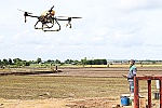 Khởi nghiệp trên đồng ruộng với drone