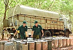 Công nhân vào mùa cạo mủ